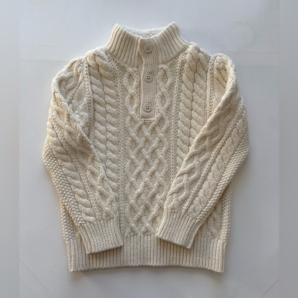 NWT Boy's GAP Cream Cable Knit Turtleneck Sweater Size Small (6-7)